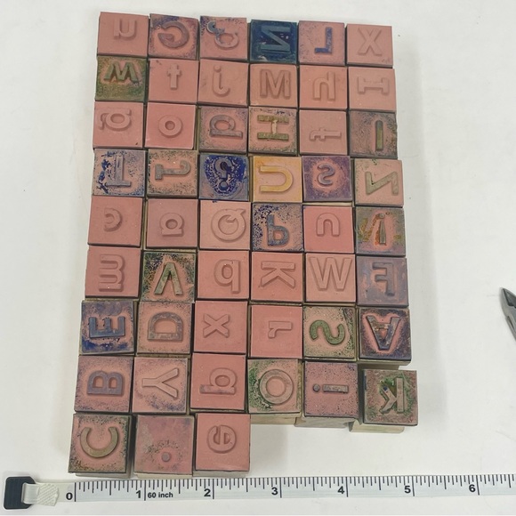 Several individual wooden stamps - Picture 3 of 6